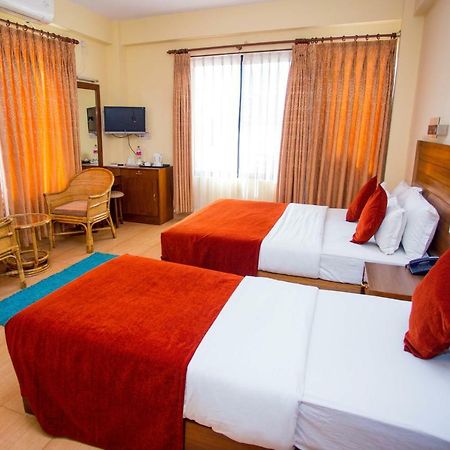 Hotel Tara Pokhara Ngoại thất bức ảnh