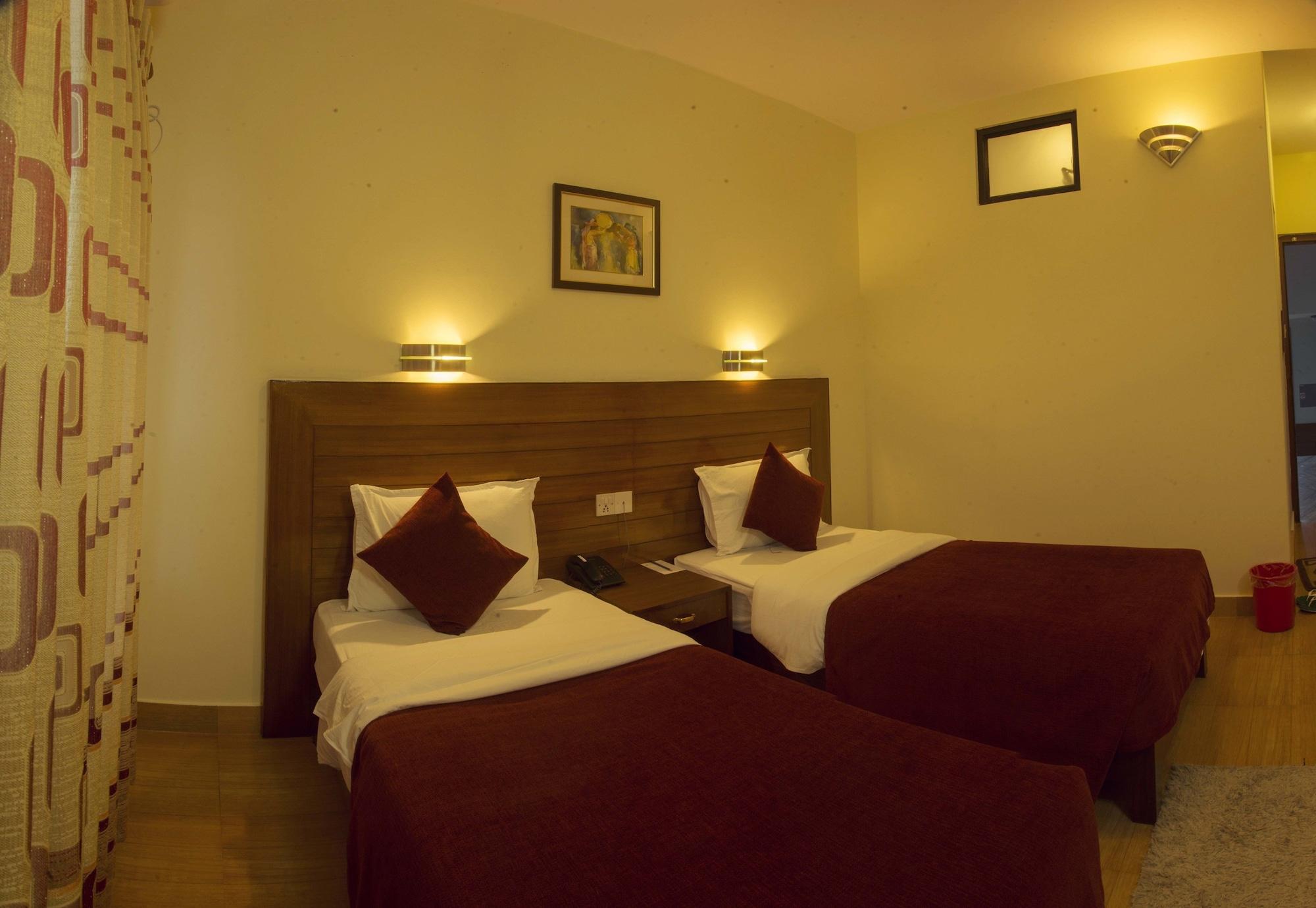 Hotel Tara Pokhara Ngoại thất bức ảnh