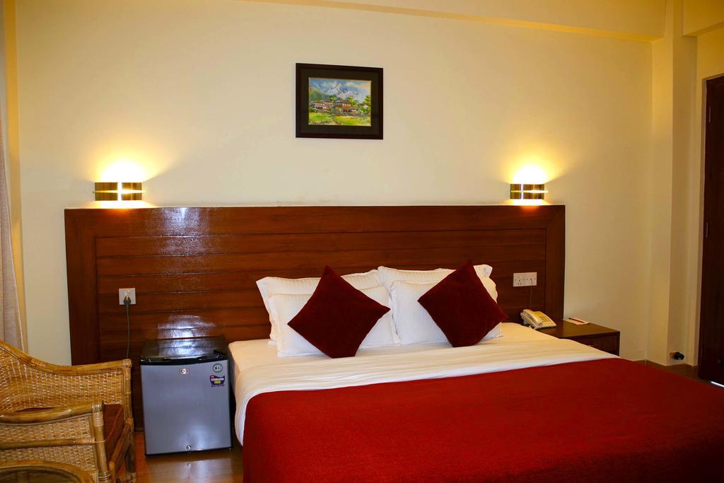 Hotel Tara Pokhara Ngoại thất bức ảnh