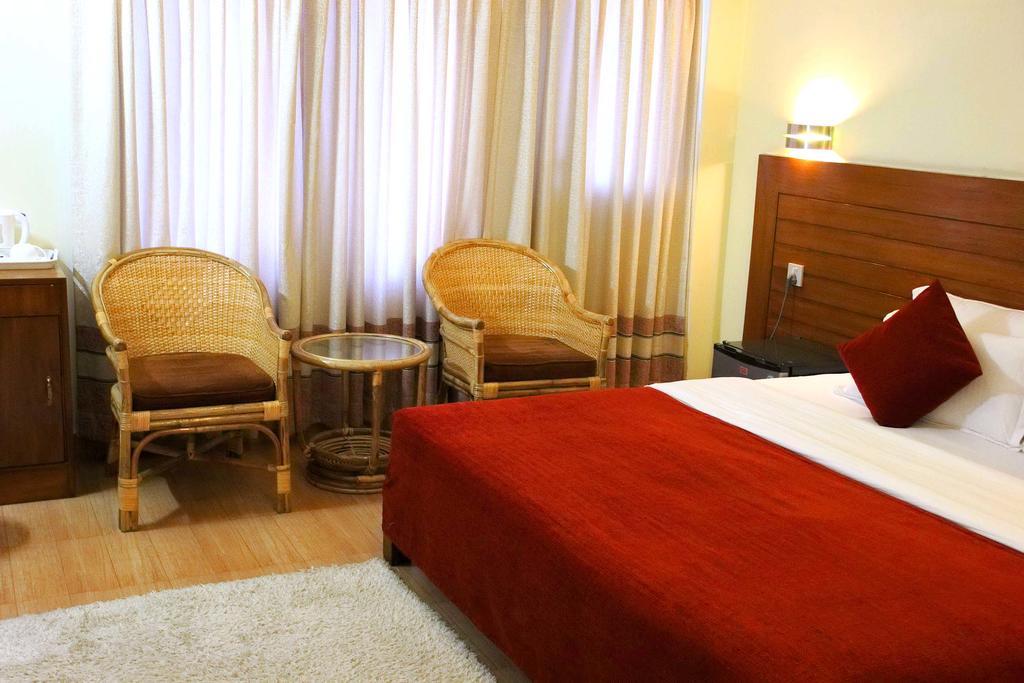 Hotel Tara Pokhara Ngoại thất bức ảnh