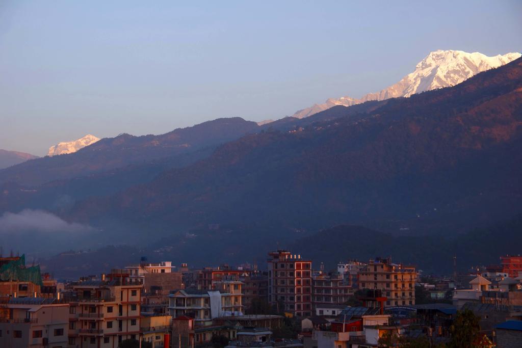 Hotel Tara Pokhara Ngoại thất bức ảnh