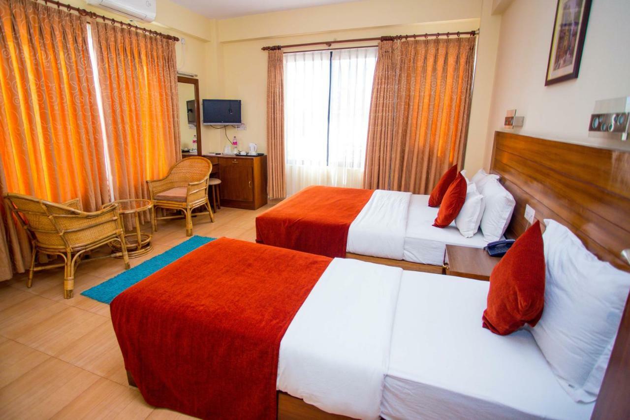 Hotel Tara Pokhara Ngoại thất bức ảnh