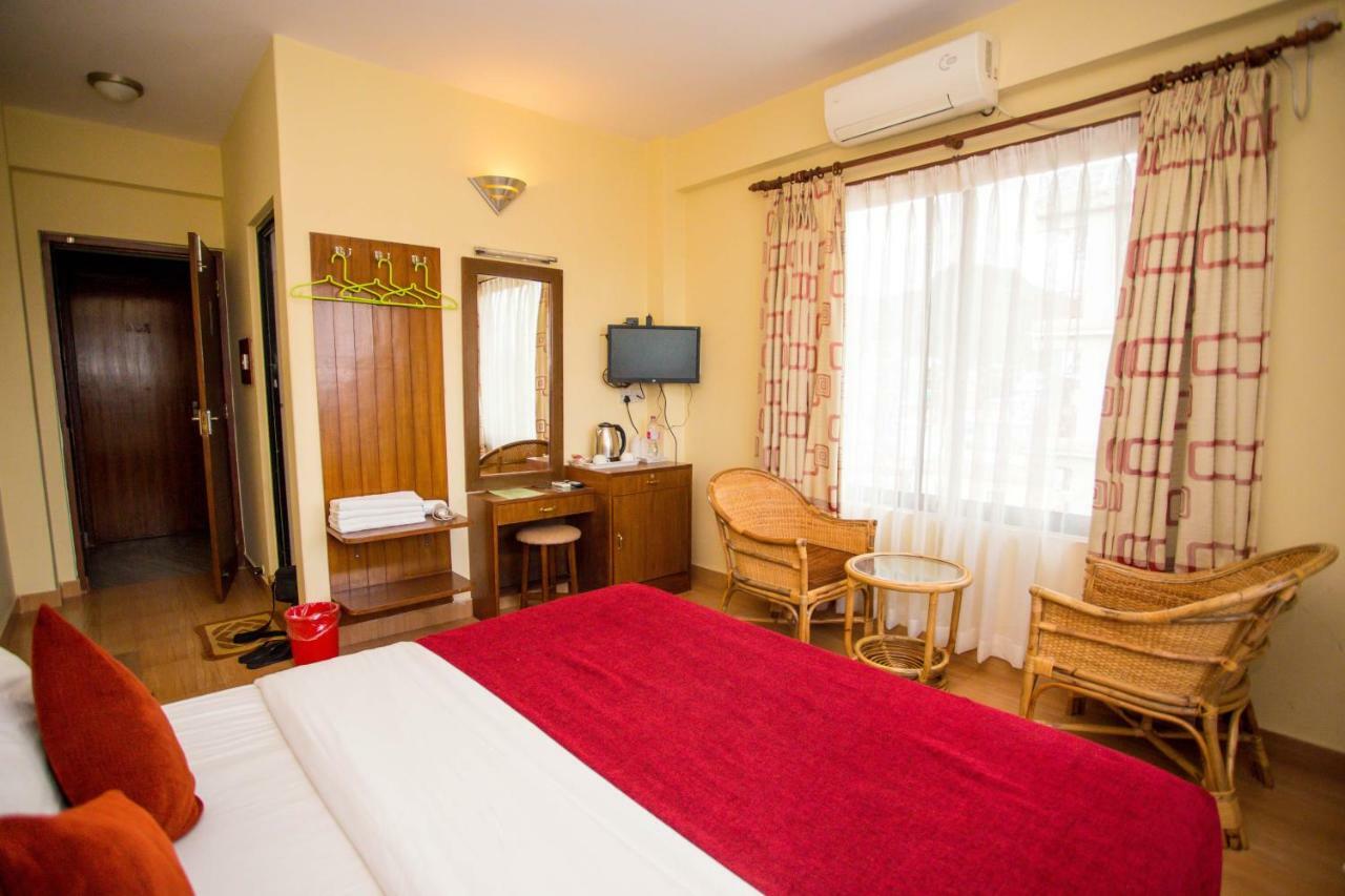 Hotel Tara Pokhara Ngoại thất bức ảnh