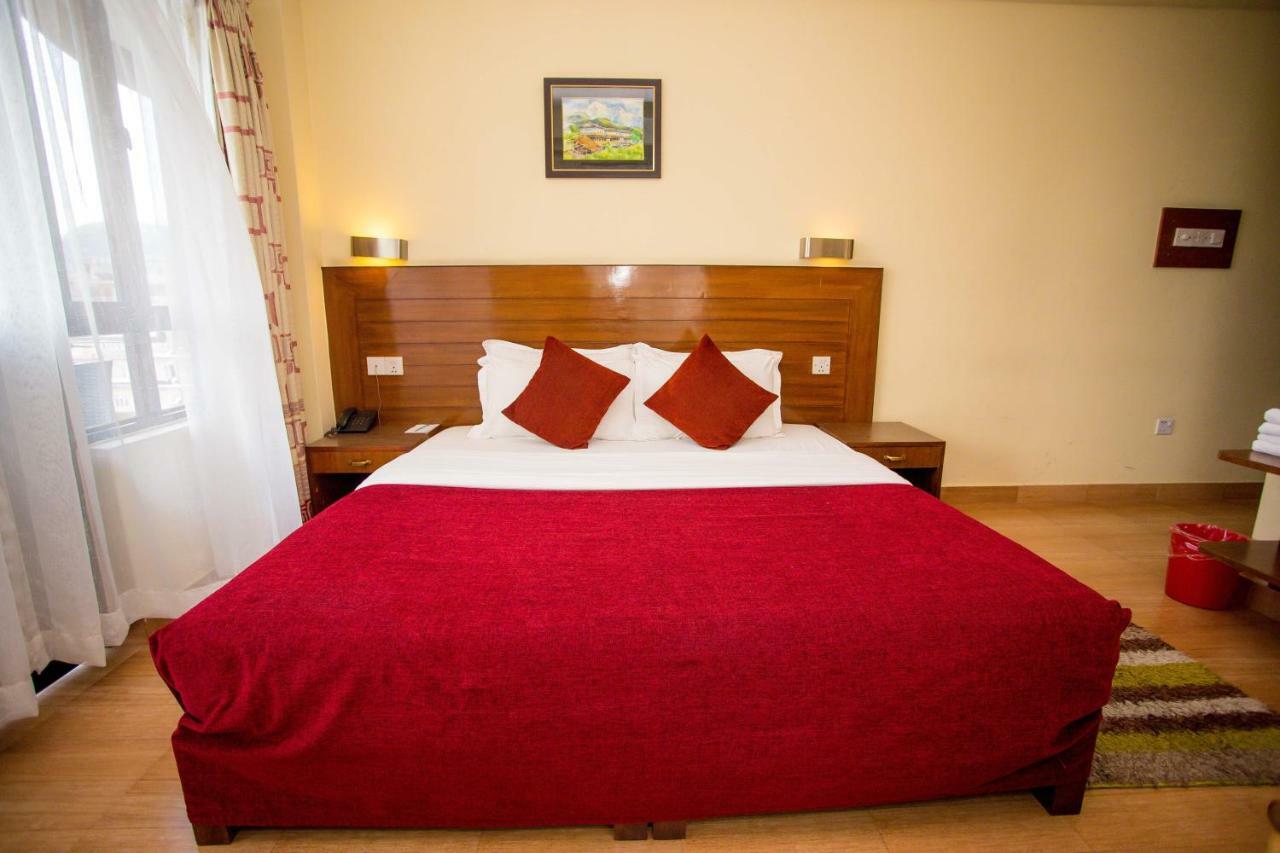 Hotel Tara Pokhara Ngoại thất bức ảnh