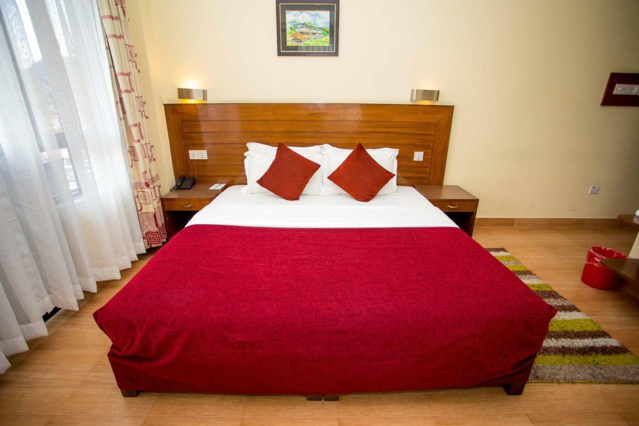 Hotel Tara Pokhara Ngoại thất bức ảnh