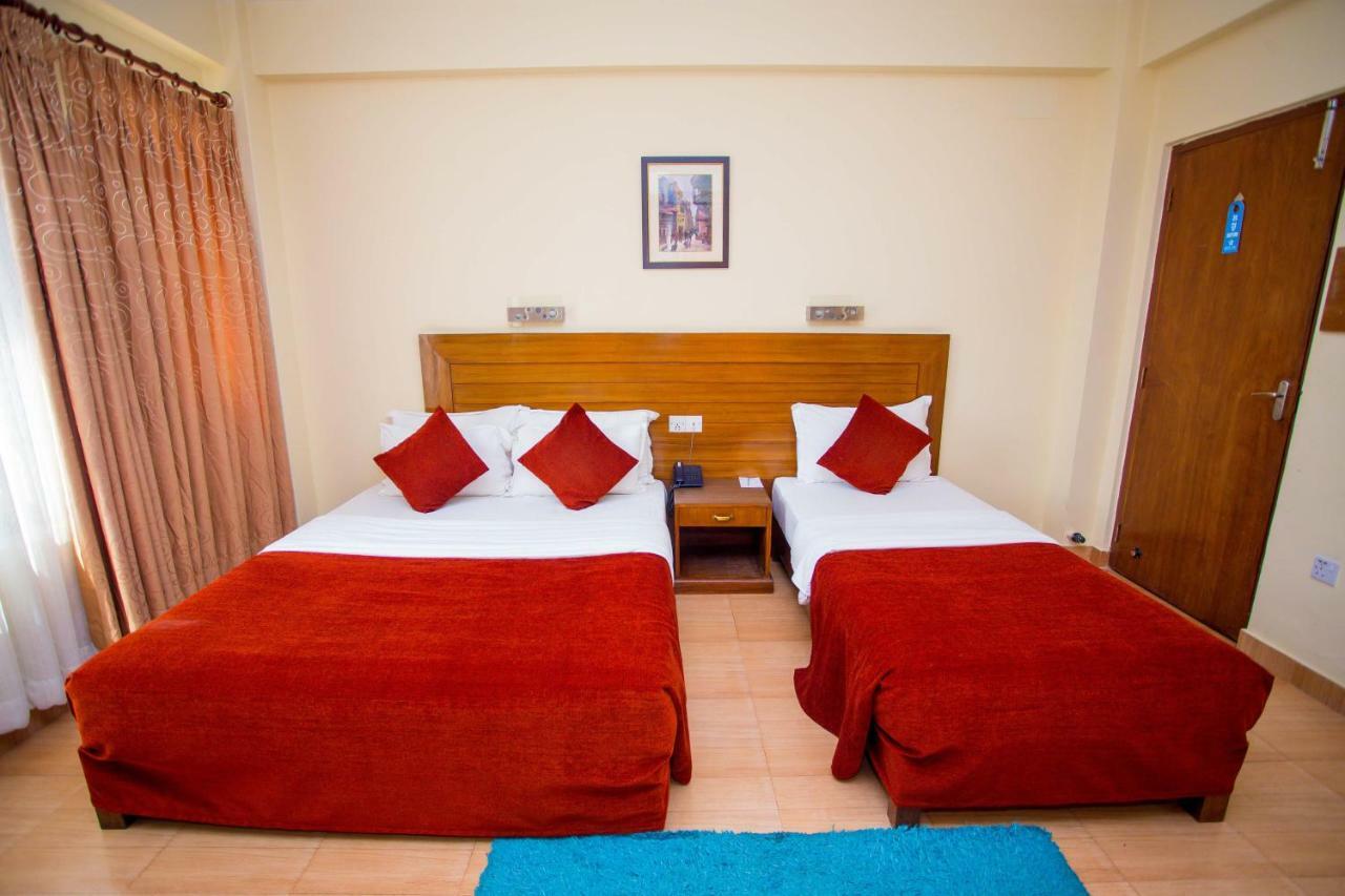 Hotel Tara Pokhara Ngoại thất bức ảnh