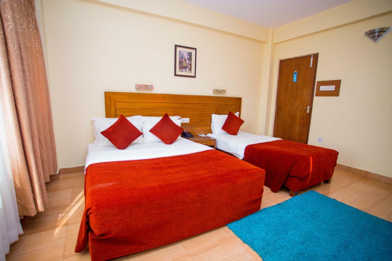 Hotel Tara Pokhara Ngoại thất bức ảnh