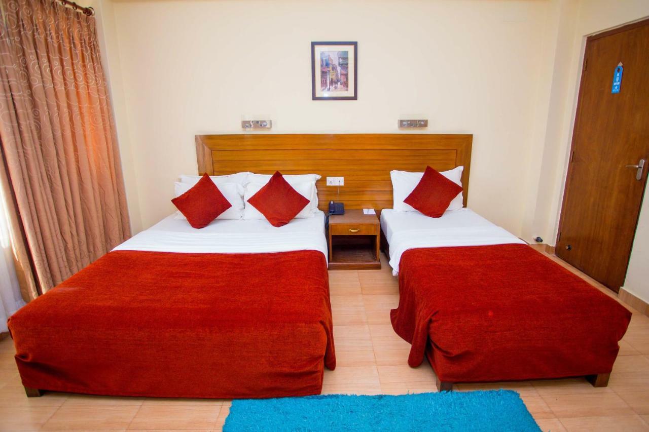 Hotel Tara Pokhara Ngoại thất bức ảnh